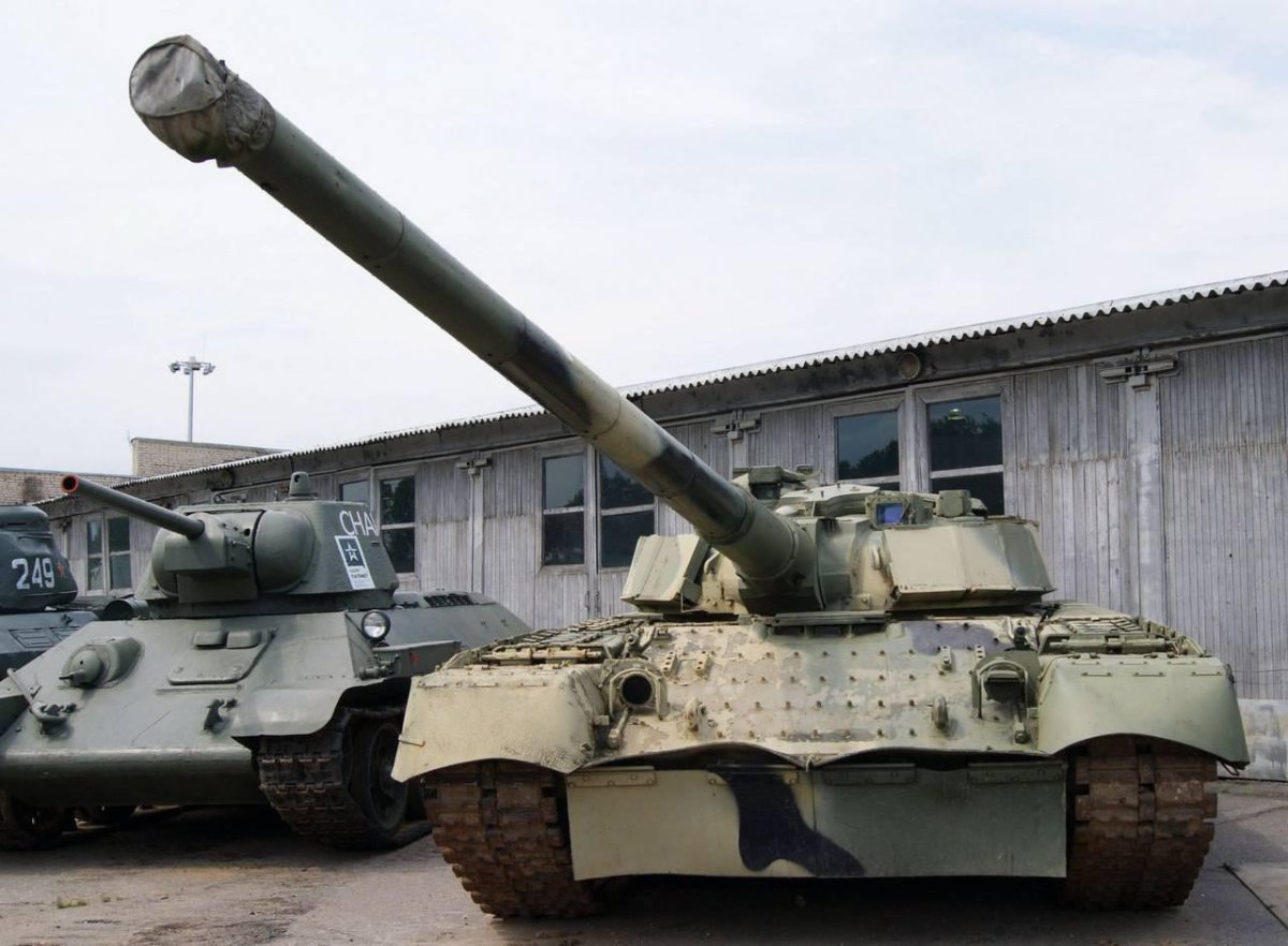 Танк т 80 152 мм