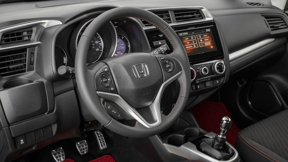 Хонда фит 2018 салон