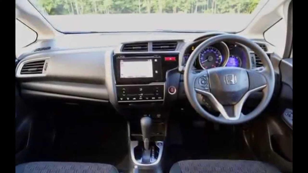 Honda Fit 2016 салон
