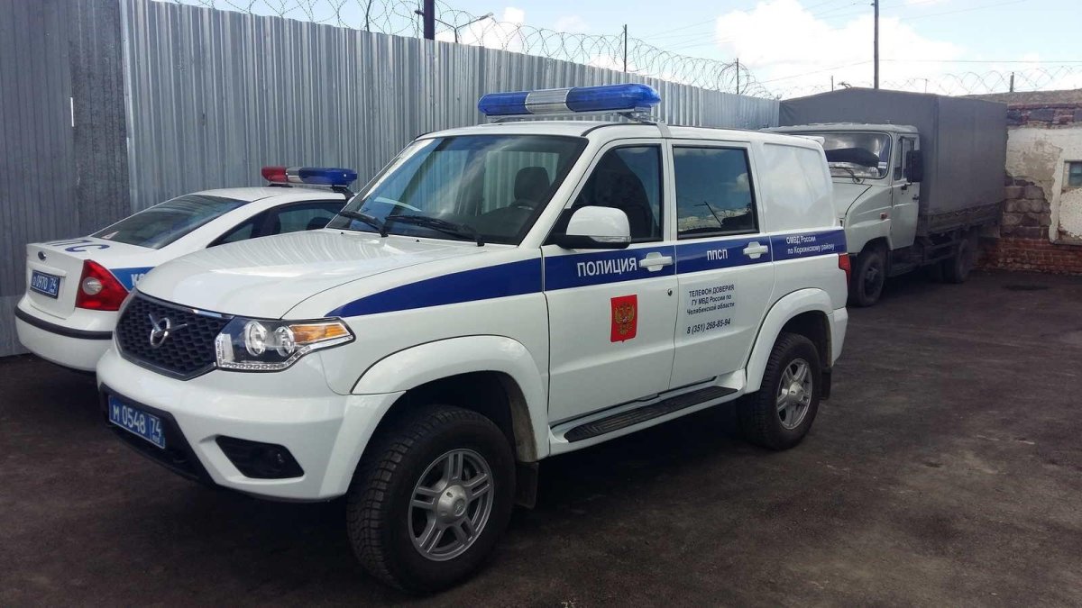 Внедорожник УАЗ-3163 «Патриот» полиция