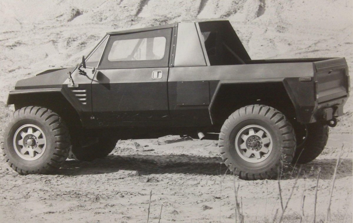 HMMWV прототип