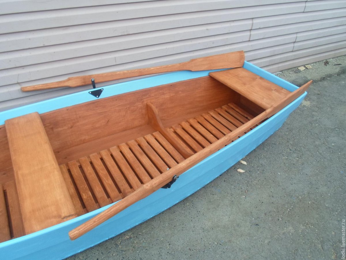 Лодка плоскодонка каноэ