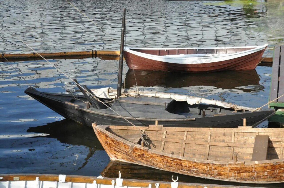 Лодка бударка Астраханка 900