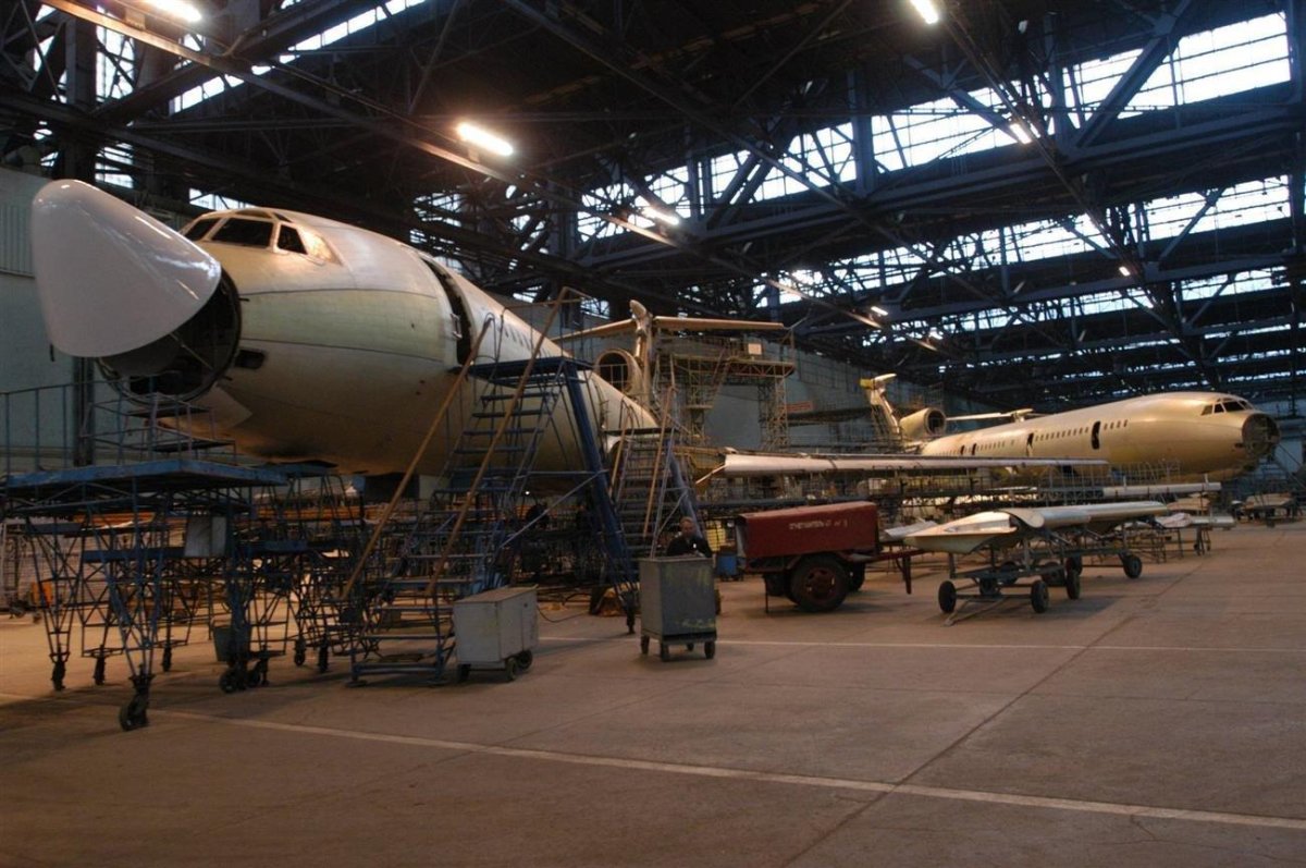 Авиакор ту 154