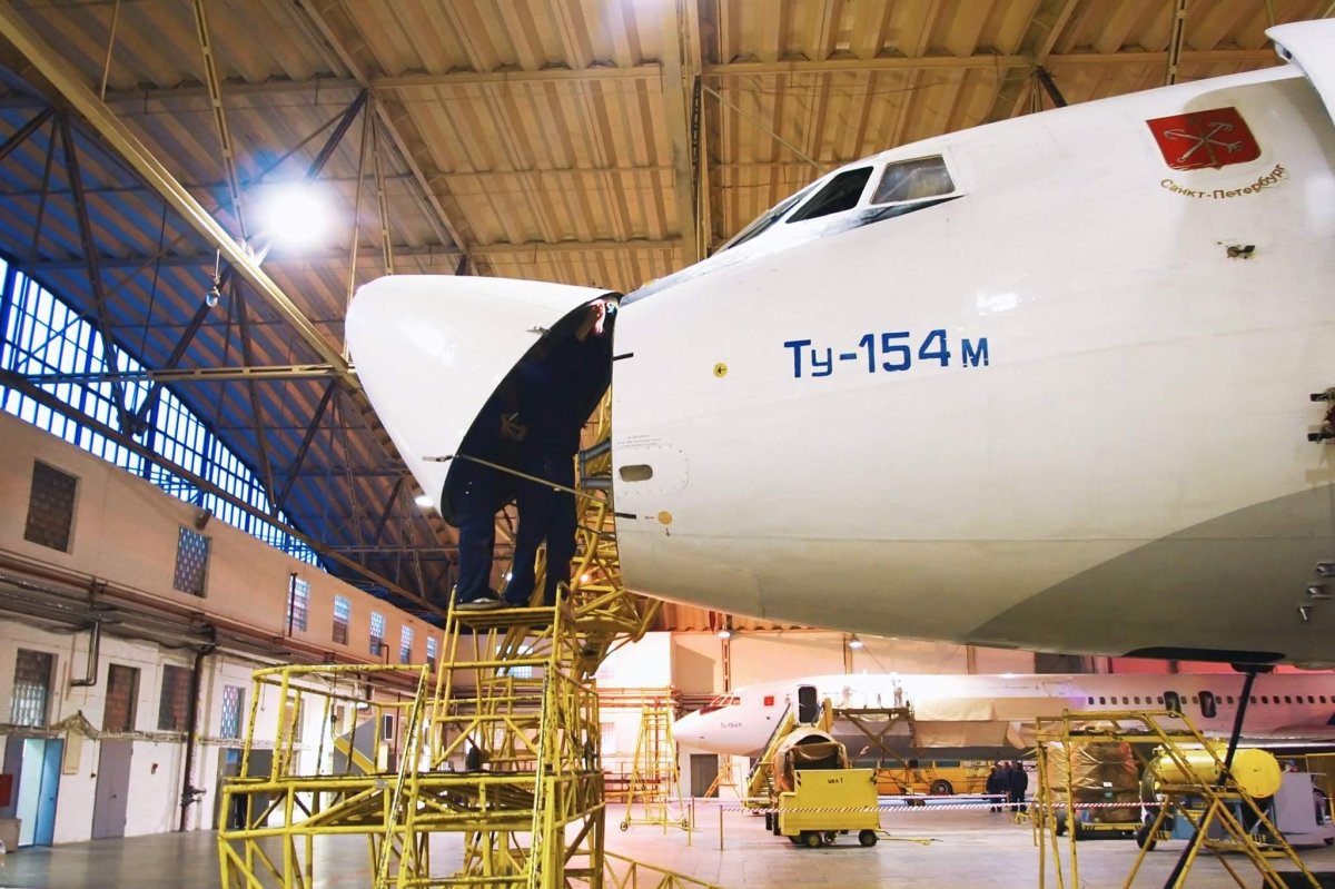 Авиакор ту 154