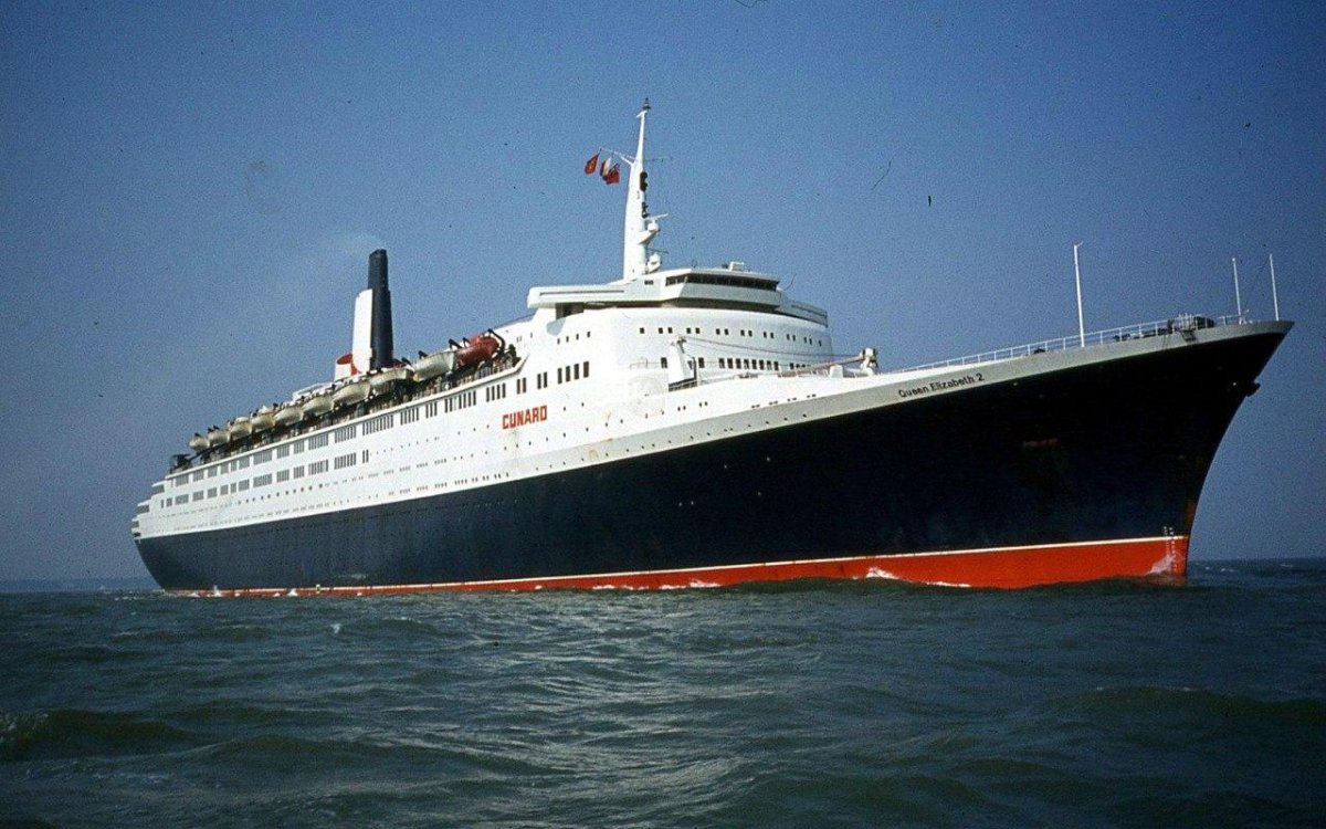 Queen Elizabeth 2 лайнер