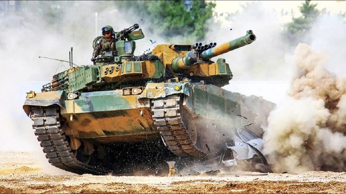 Южнокорейский k2 Black Panther