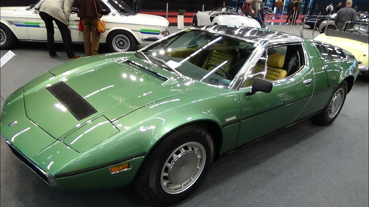 Maserati Bora 4,9