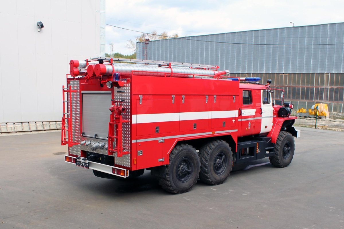 Автоцистерна пожарная АЦ-3.0-40