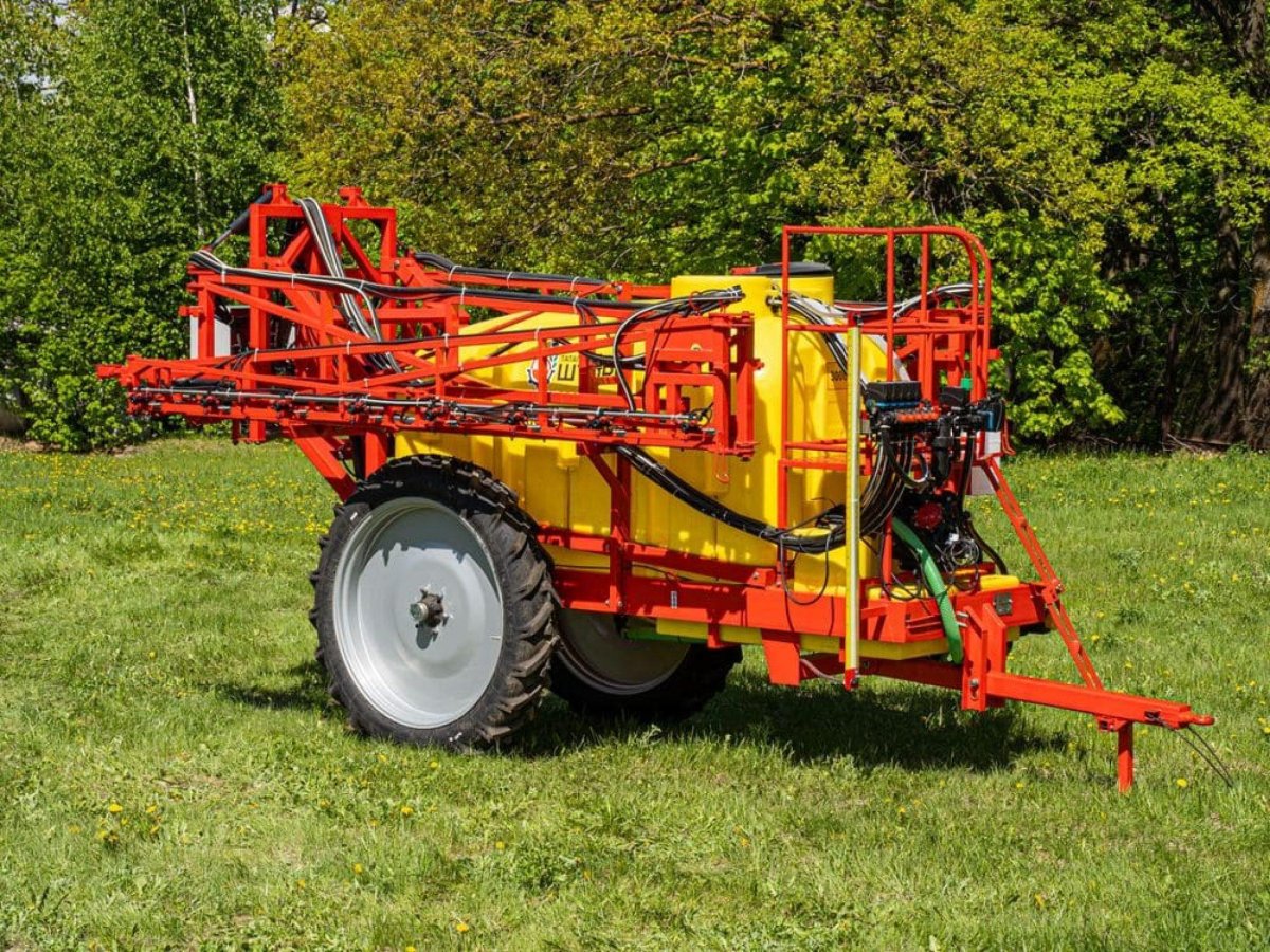 Прицепной опрыскиватель навигатор 3000 обратный клапан