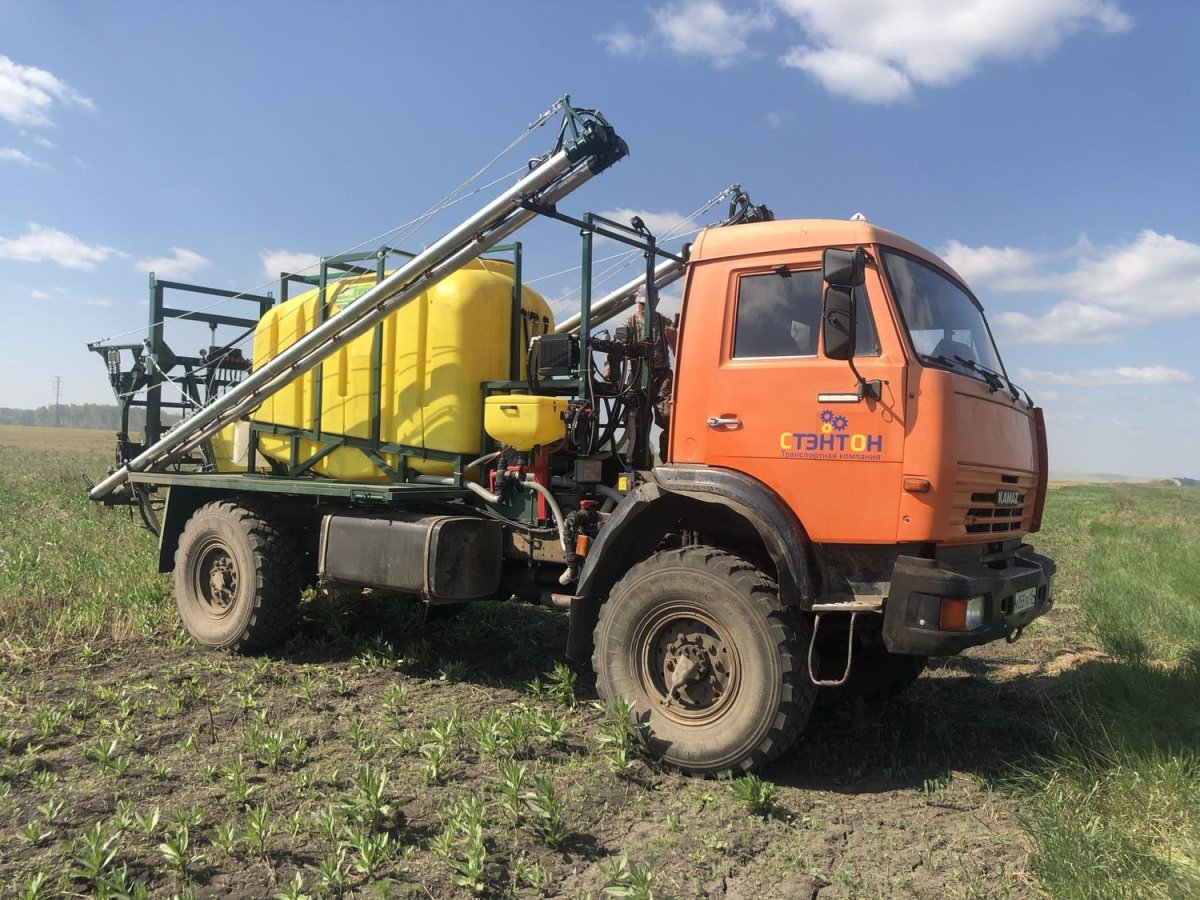 ЗИЛ 131 опрыскиватель