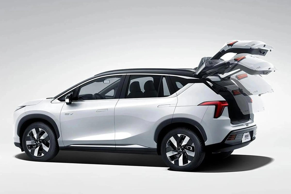 Mitsubishi Airtrek ev 2022