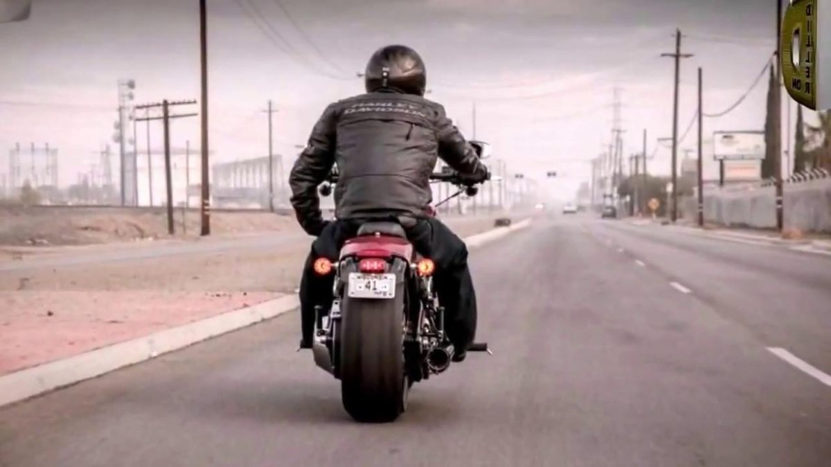 Harley Davidson Breakout 2022