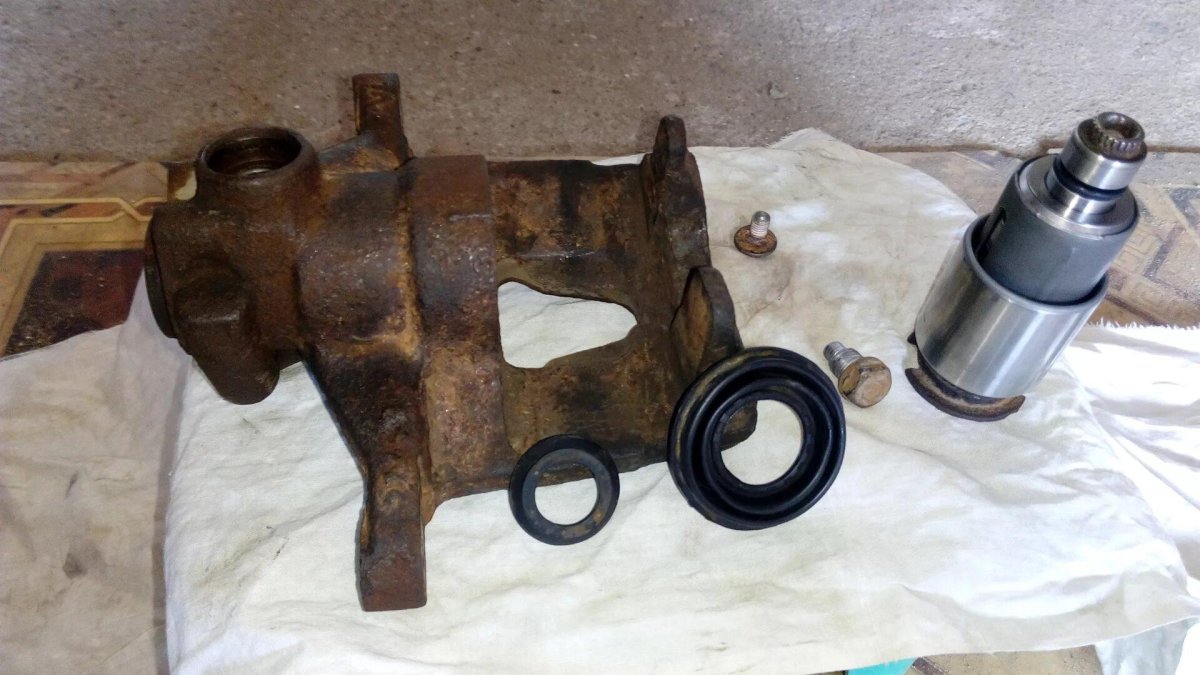 Переборка заднего суппорта Ford Mondeo 3