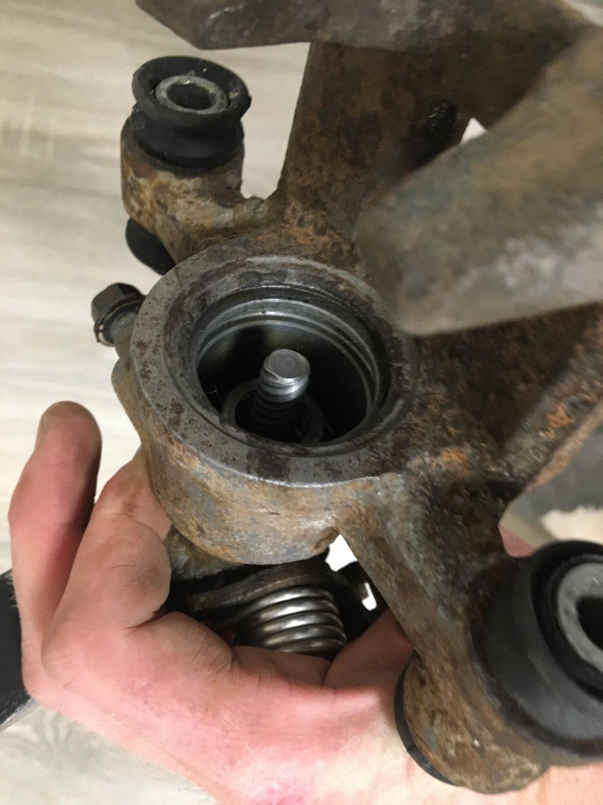 Киа спектра задние суппорта переборка