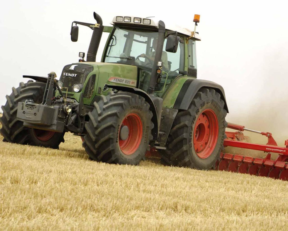 Трактор Fendt 820