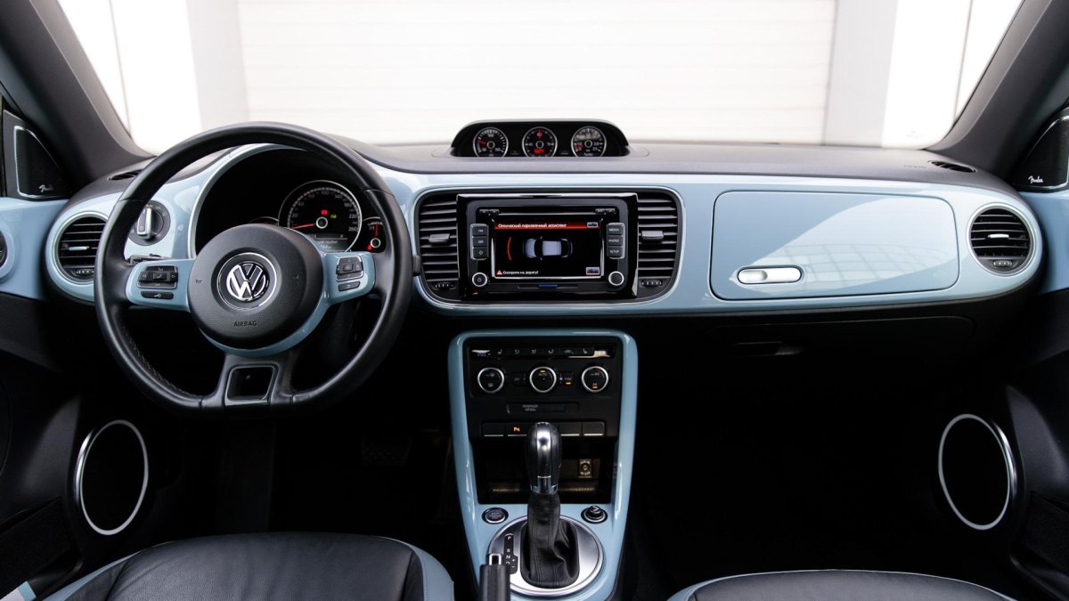 Volkswagen Beetle a5 салон