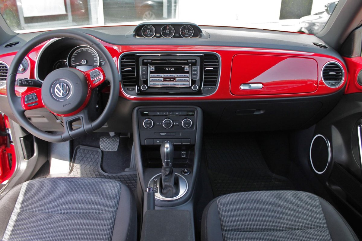 Салон VW Beetle 2014