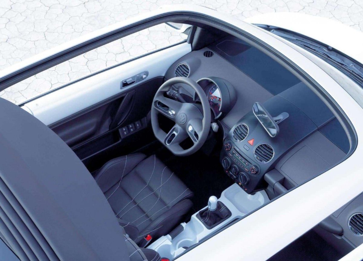 Volkswagen New Beetle 2005 салон