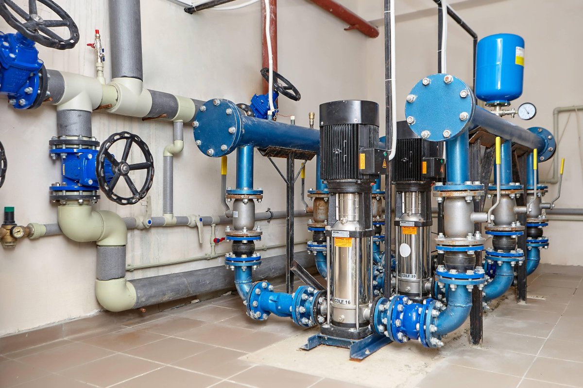 Насосные агрегаты 6кв на БКНС