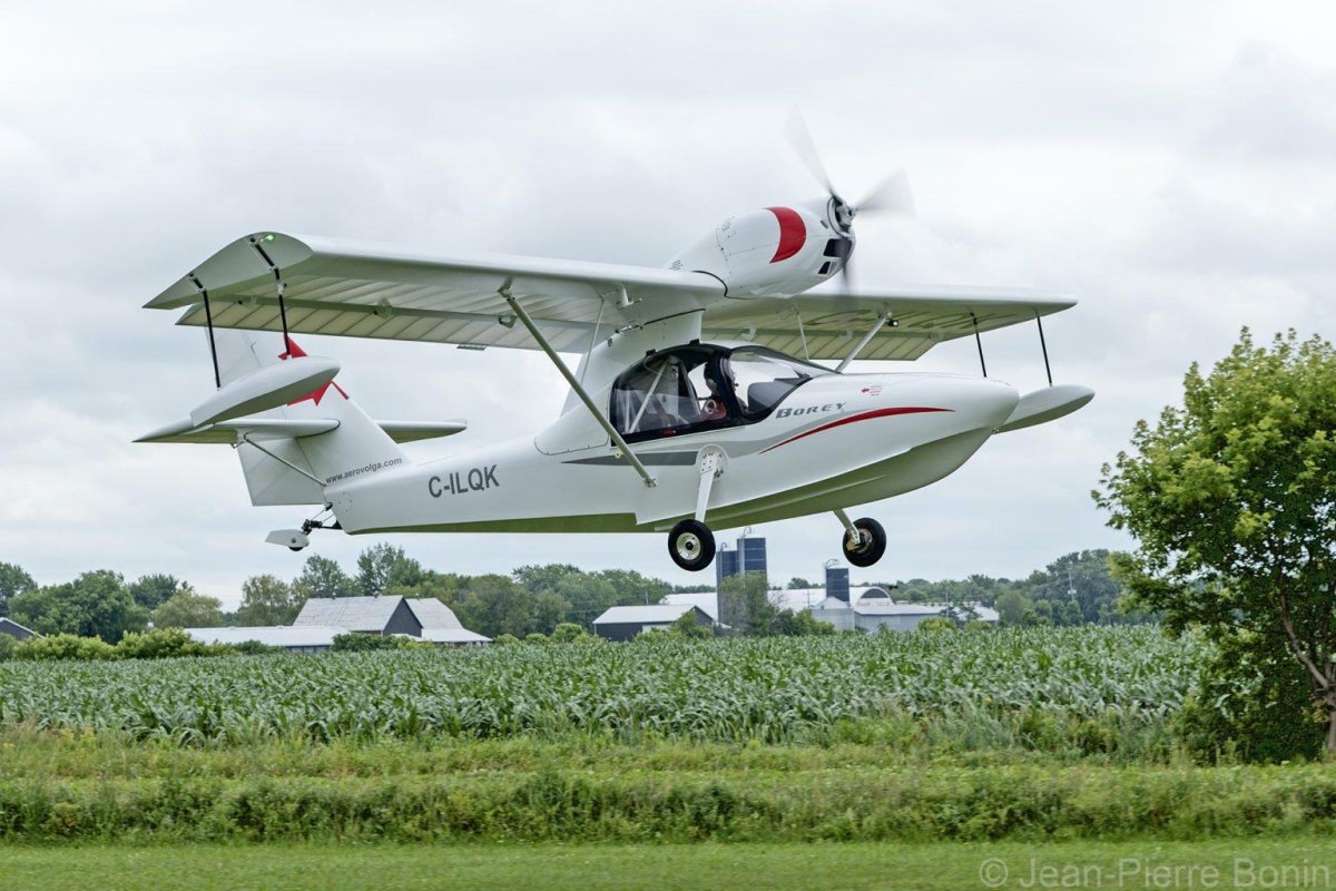 Самолет Борей АЭРОВОЛГА