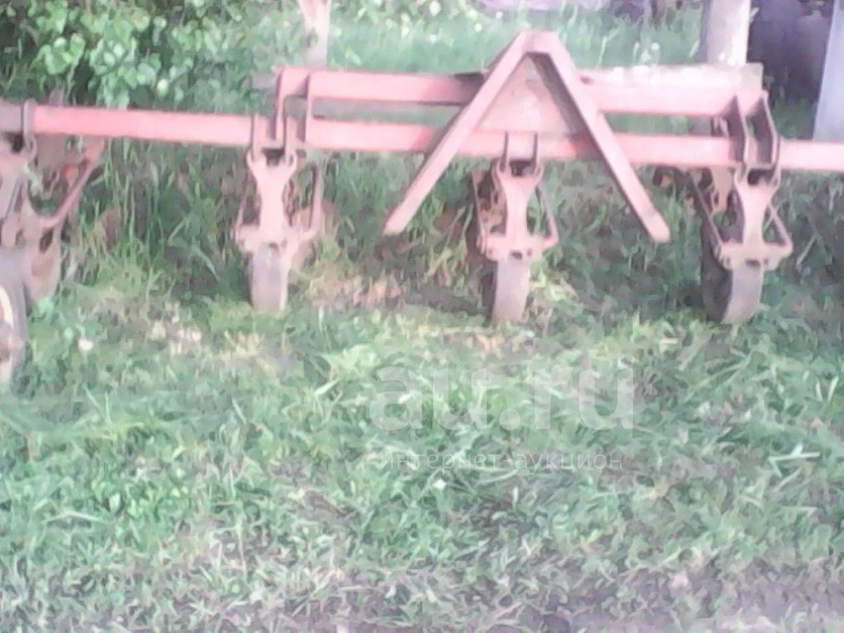 Окучник универсальный трехрядный для МТЗ 80