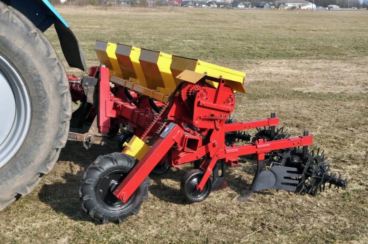 Культиватор кон-2.8