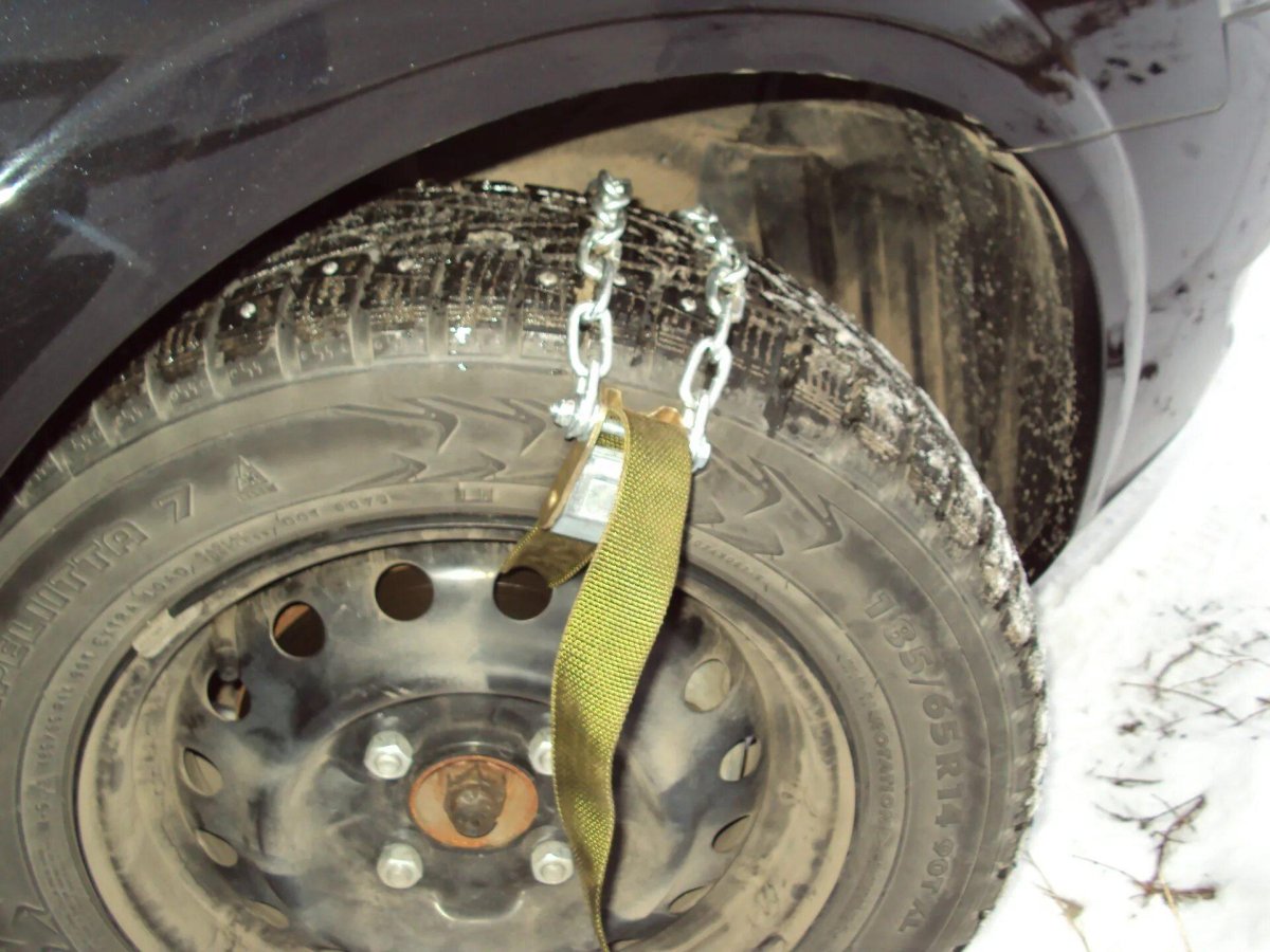 Браслеты противоскольжения Лада Гранта r14