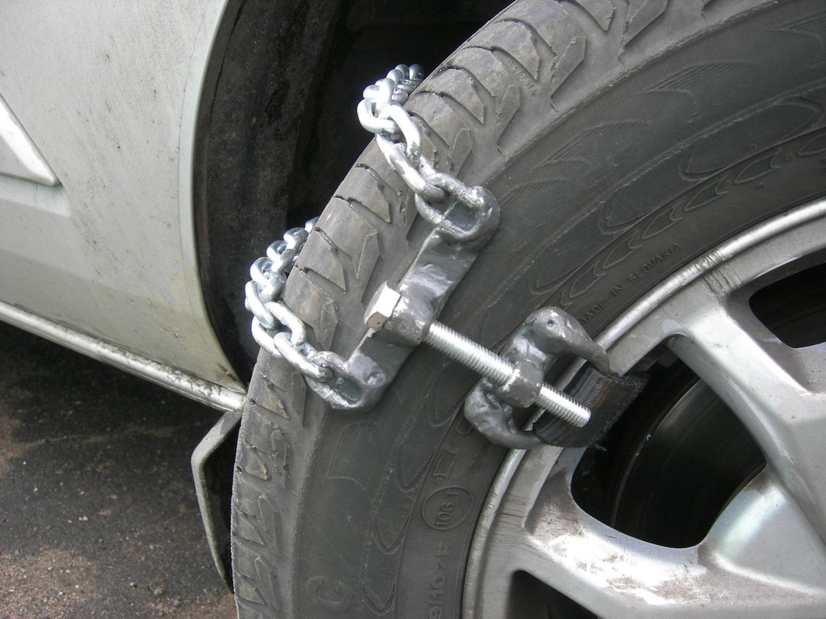 Браслеты противоскольжения Лада Гранта r14