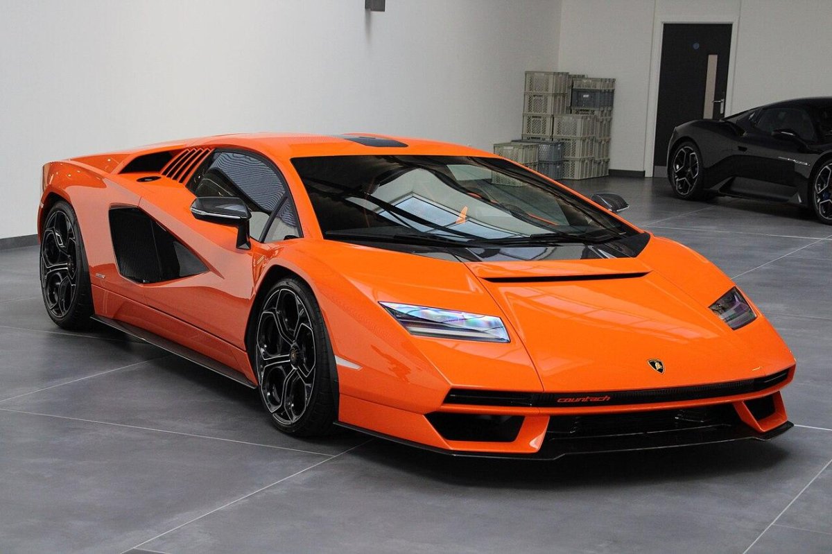 Lamborghini Countach LPI 800-4