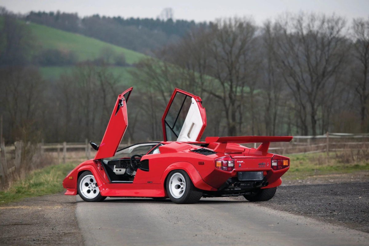 Lamborghini Countach lp500