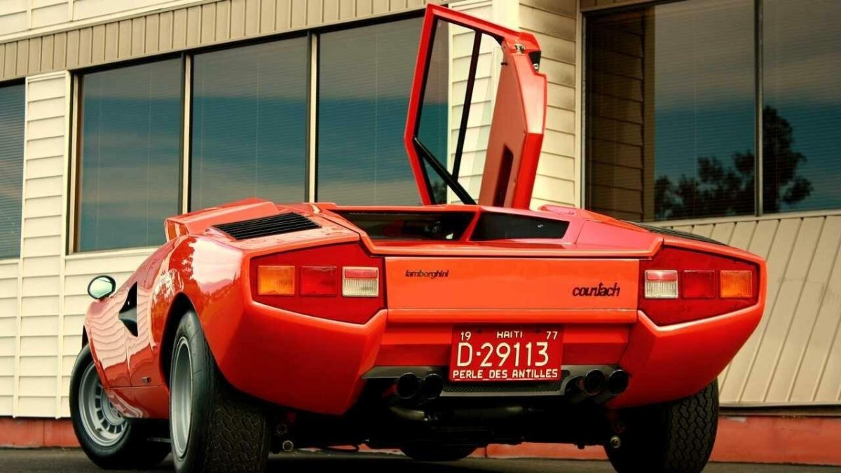 Lamborghini Countach lp400