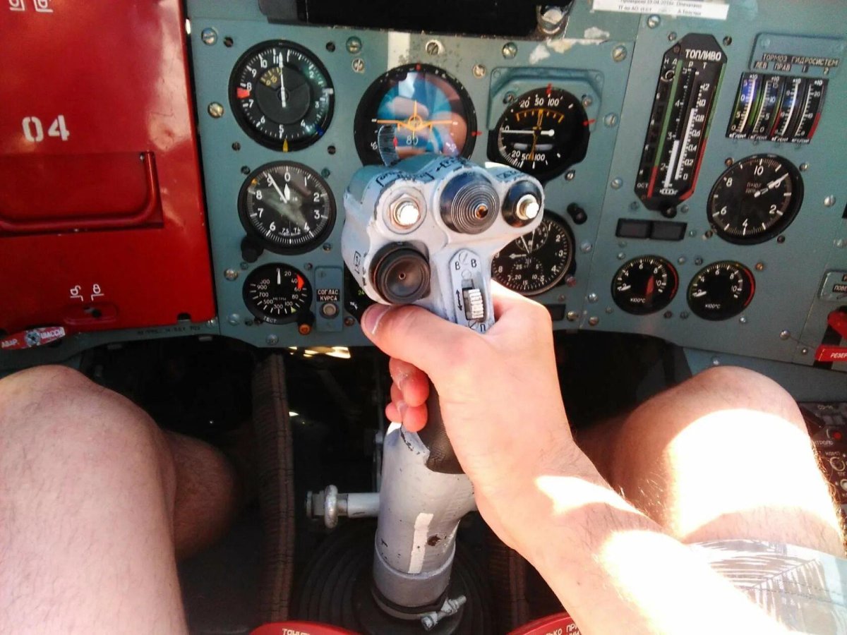 Ручка управления самолетом Су-25