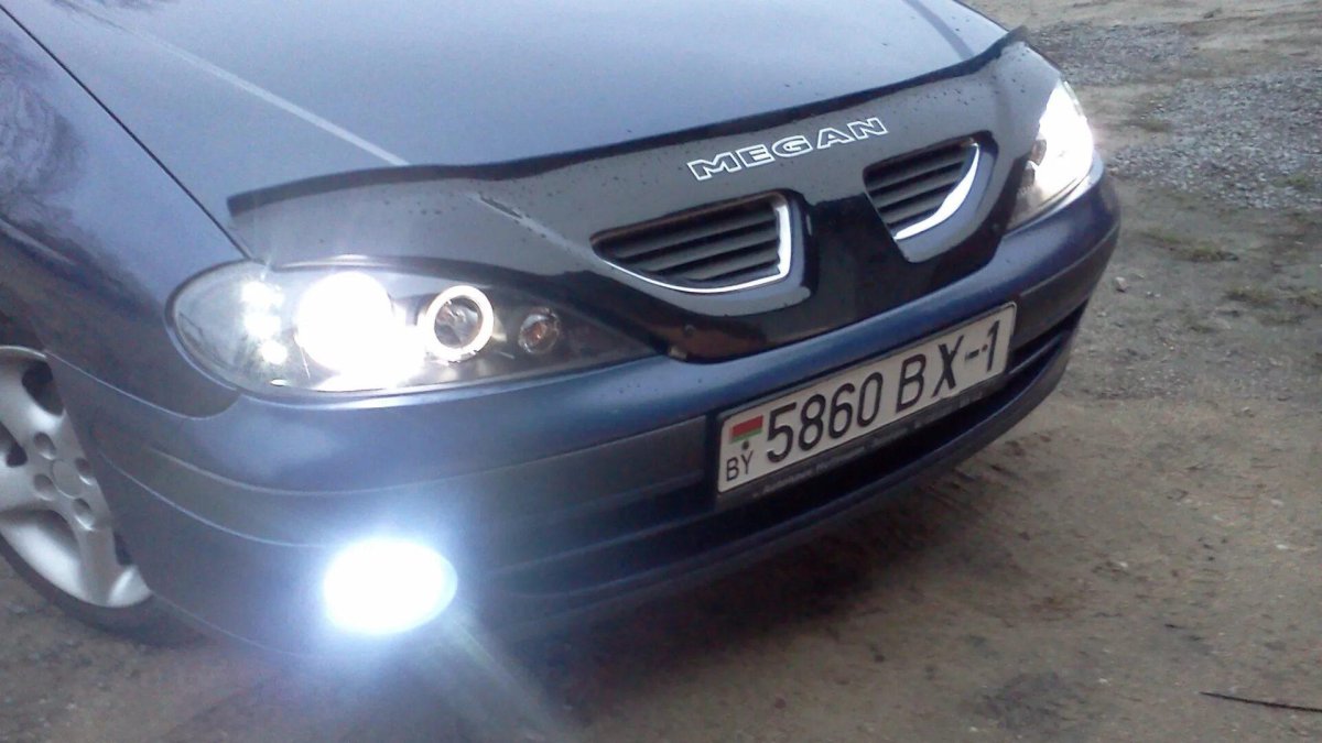 Фара Рено Меган 1