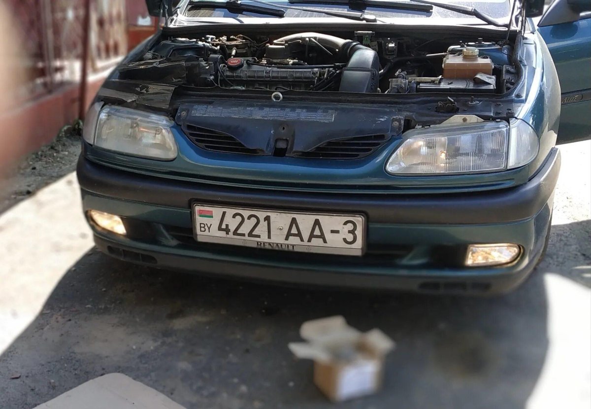 ПТФ Рено Лагуна 1