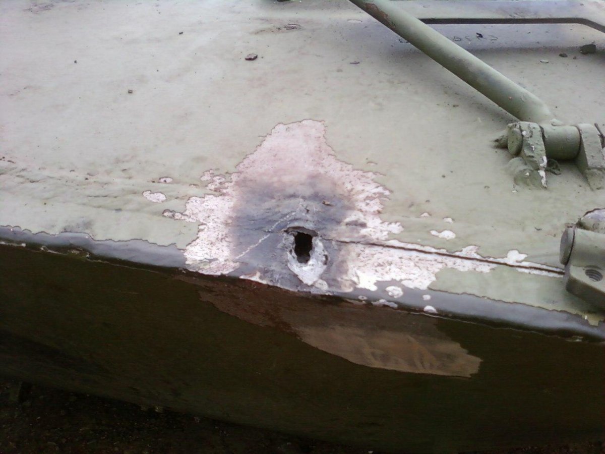 БТР-80 днище