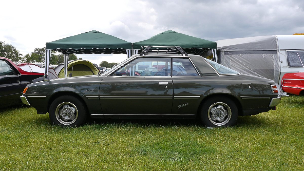 Mitsubishi Sapporo 1988