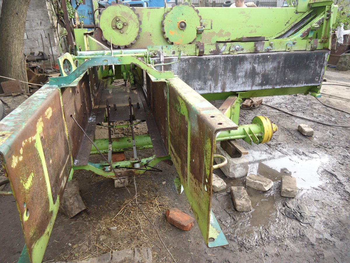 Пресс подборщик Fortschritt к 454 граблина