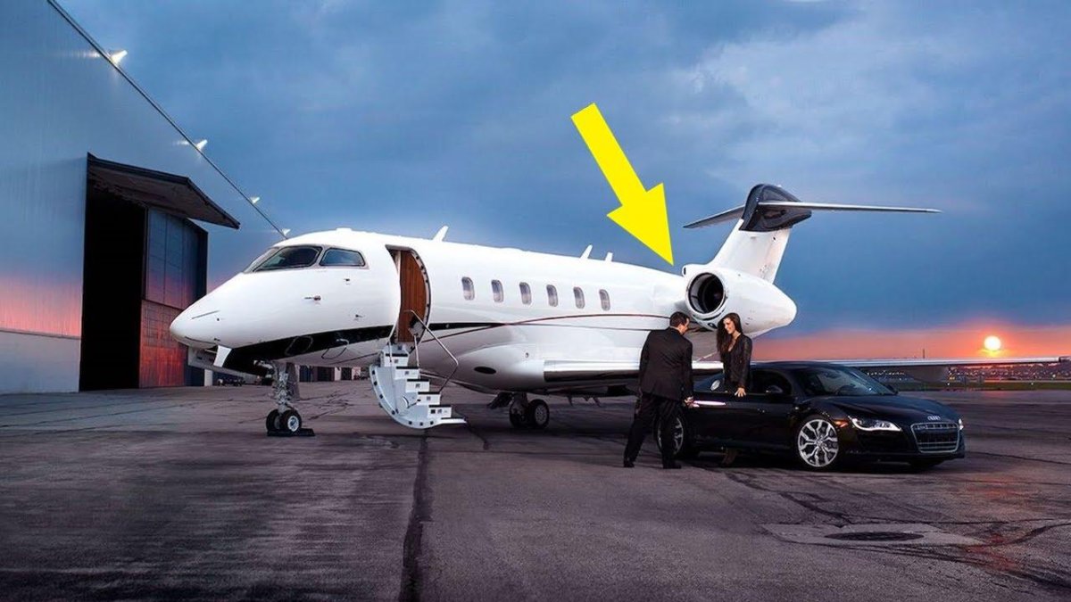 Самолет прайвет Джет