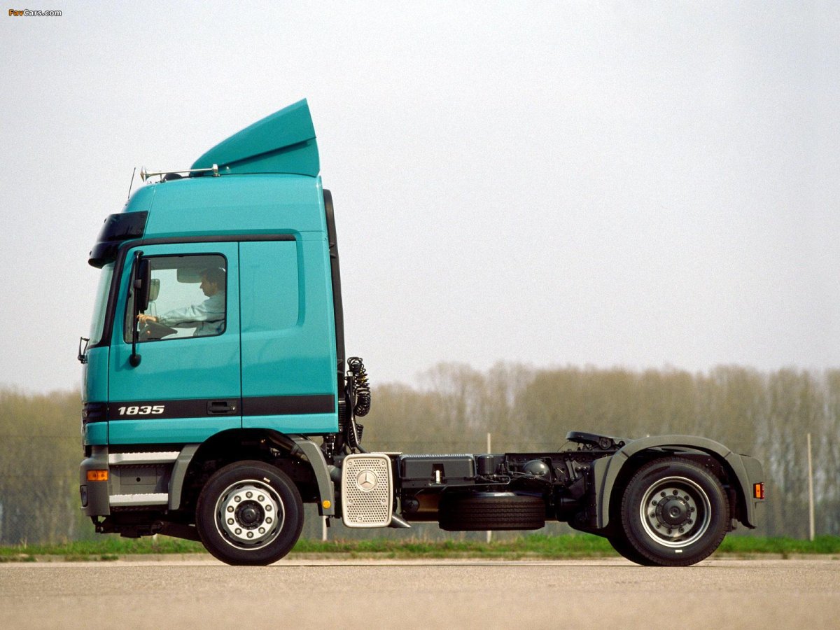 Mercedes-Benz Actros 1835