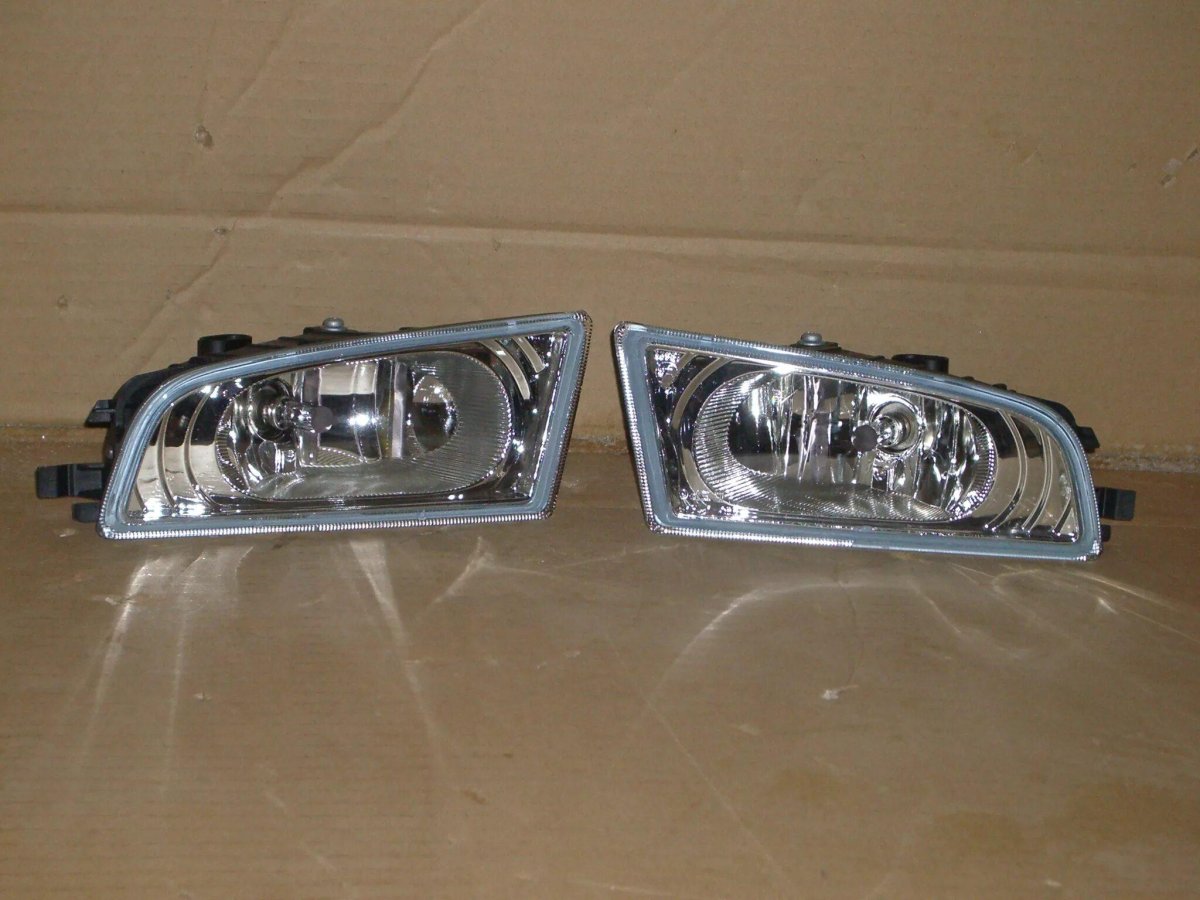 Фара ПТФ Хонда Цивик 4д