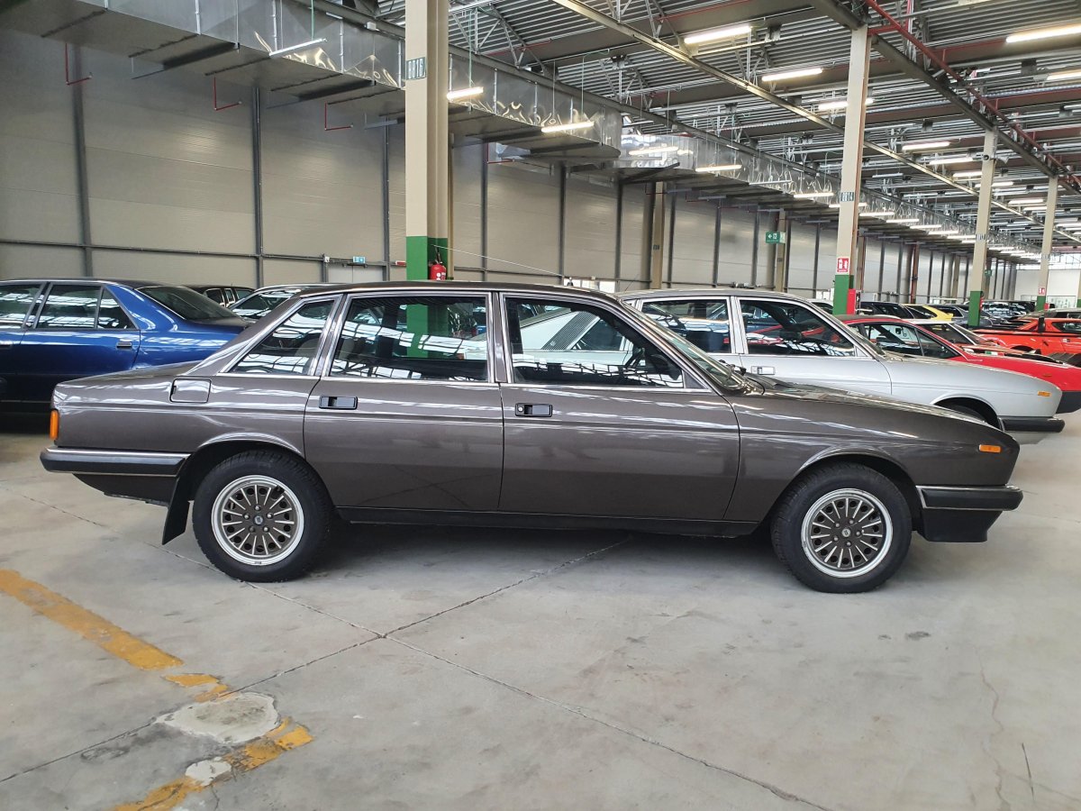 Лянча гамма скала фото