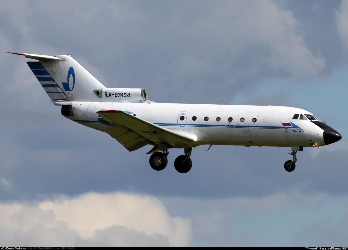 "Бравиа" як-40