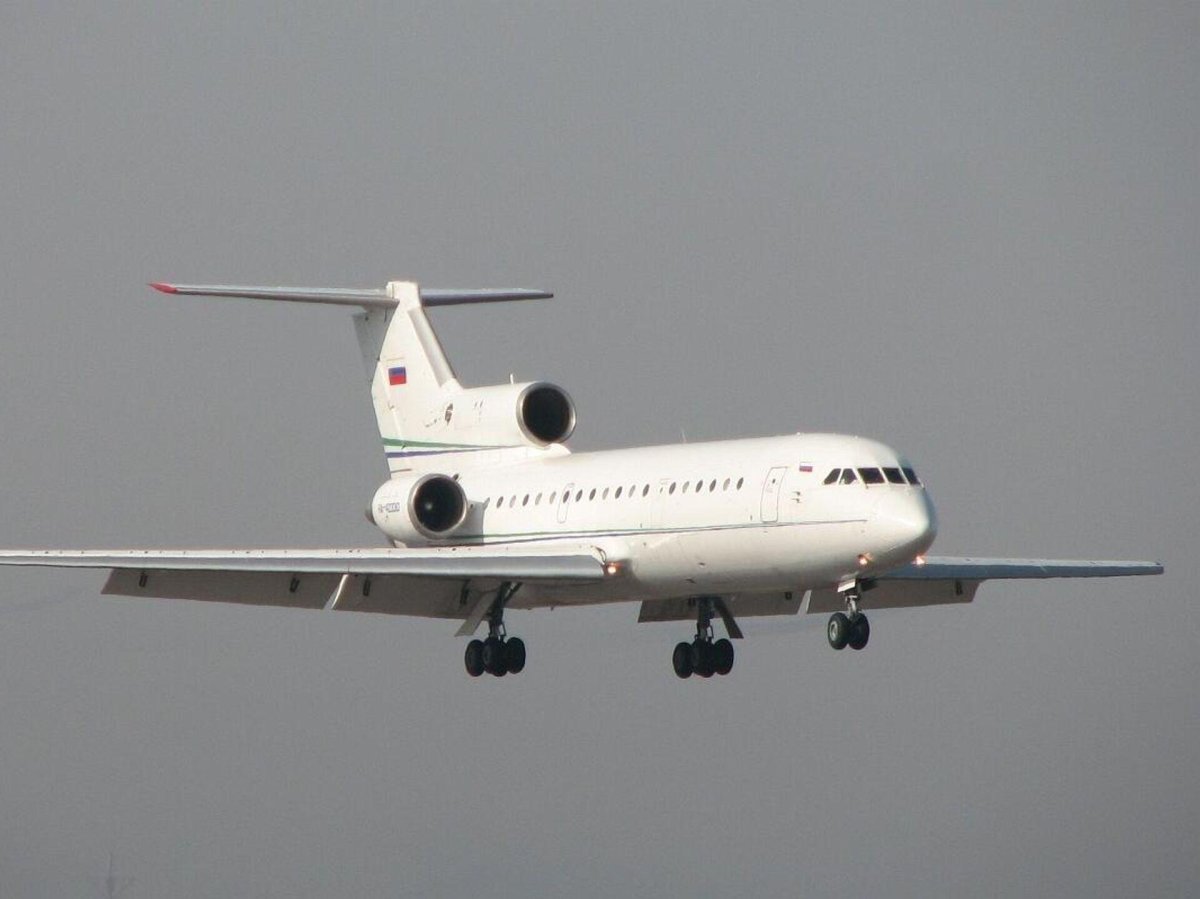 Як-42 пассажирский