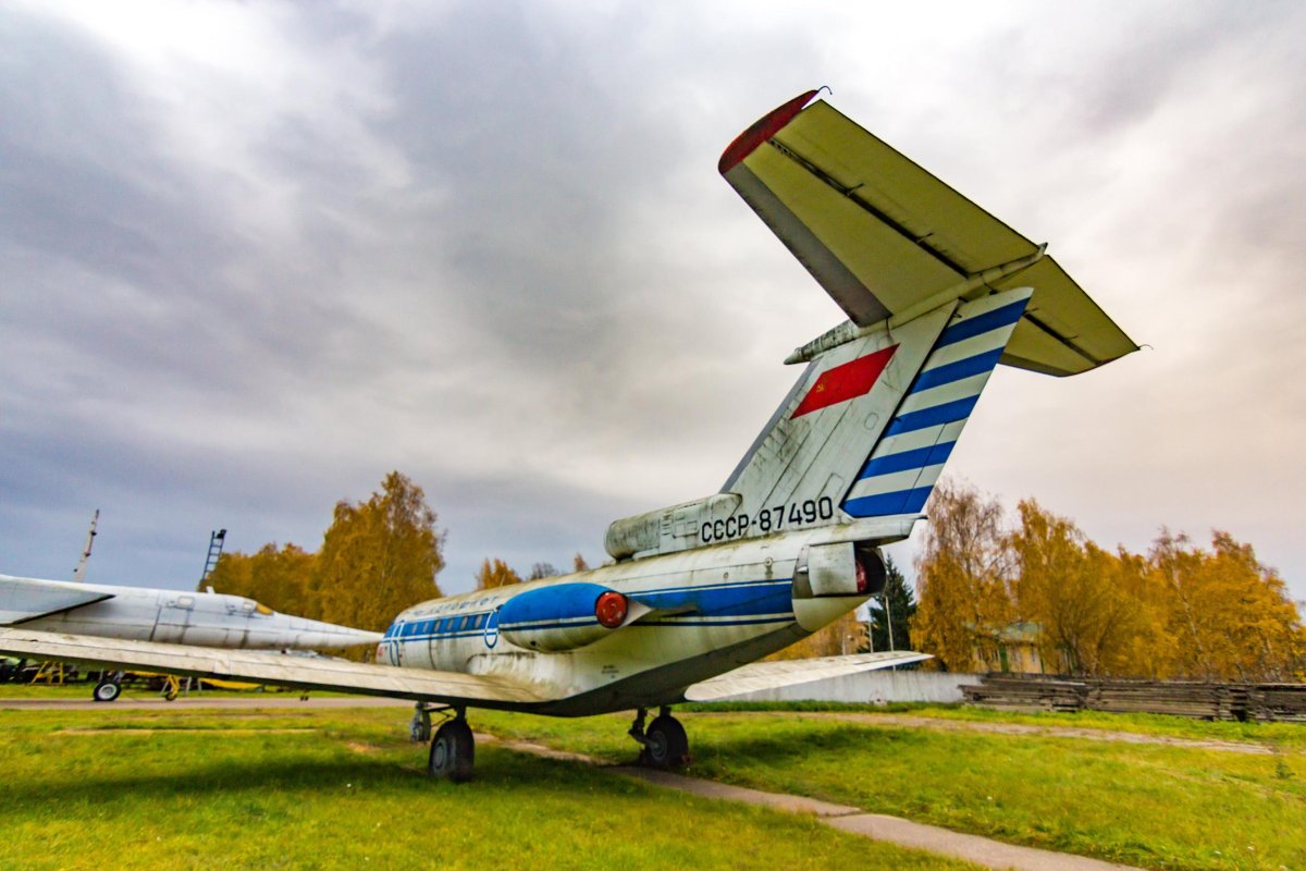 Як 40 в Монино