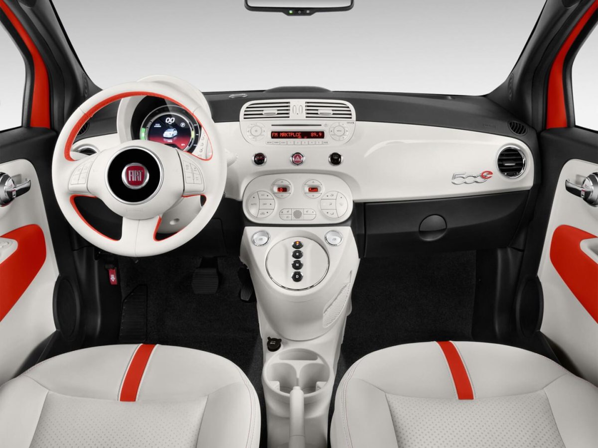 Fiat 500 Interior