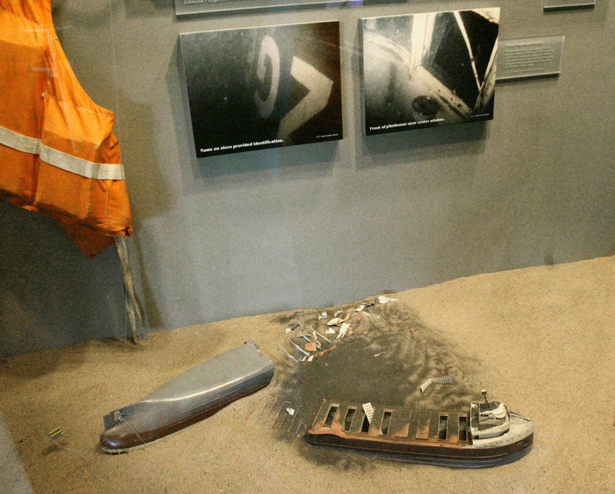 Эдмунд Фицджеральд крушение