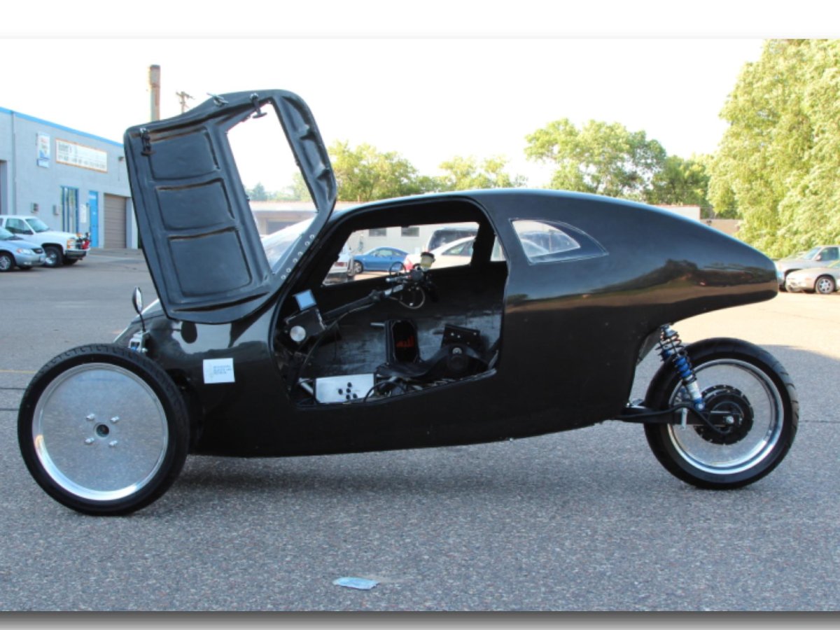 Raht Racer веломобиль