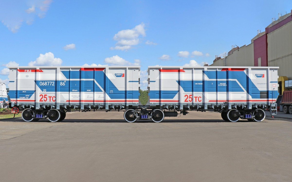 Сочлененный полувагон 12-6877-02