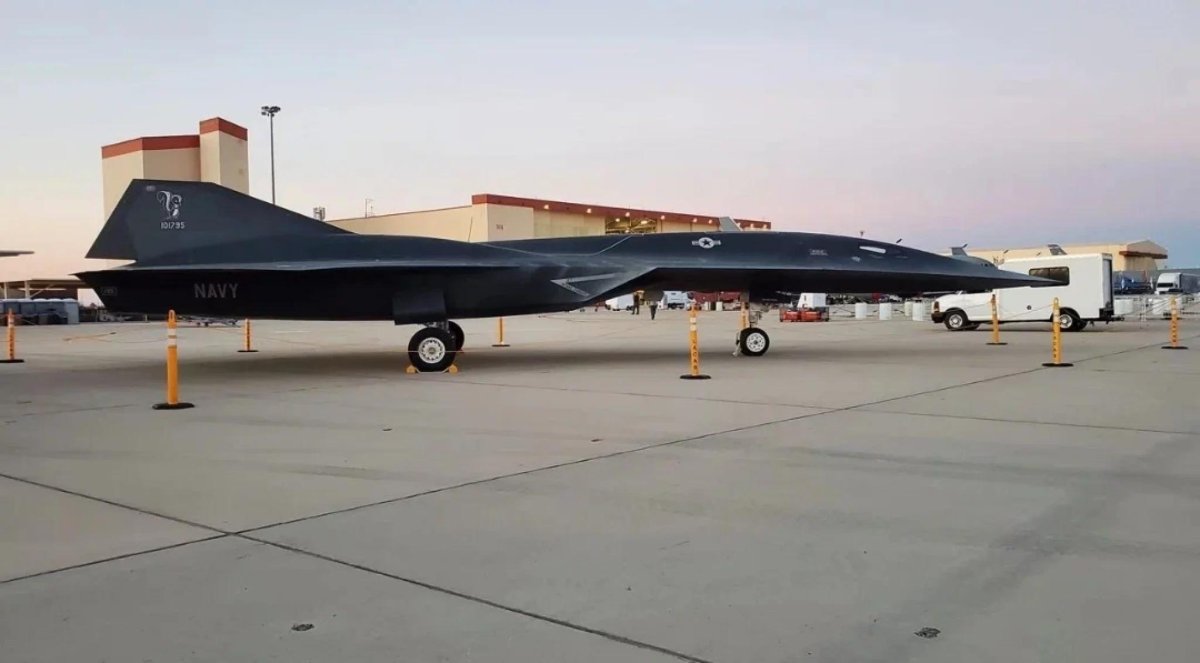 Darkstar самолет SR-72